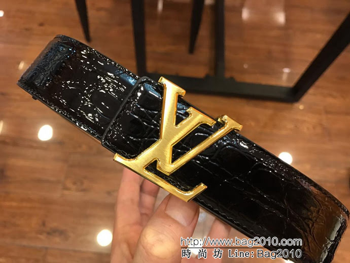 路易威登LV 2019春夏新款 頂級頭層高光鱷魚紋牛皮 不銹鋼扣 男士皮帶  xfp1263
